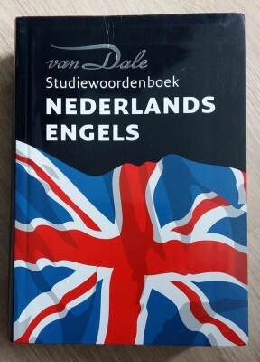 Van Dale Studiewoordenboek Nederlands-Engels