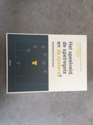 Het speelveld, de spelregels en de spelers?