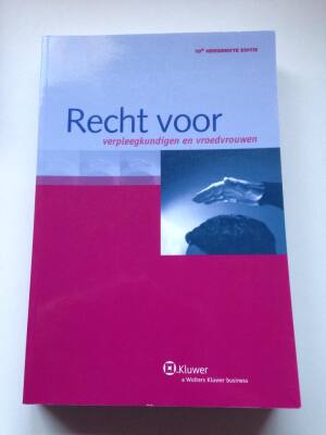 Recht voor verpleegkundigen en vroedvrouwen