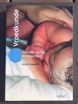 Normale baring en kraambed
