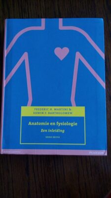 Anatomie en fysiologie: Een inleiding 6de editie