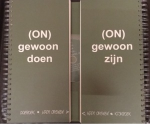(on)gewoon doen (on)gewoon zijn