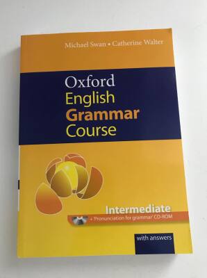 Oxford English Grammar Course