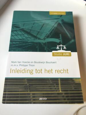 Inleiding tot het recht