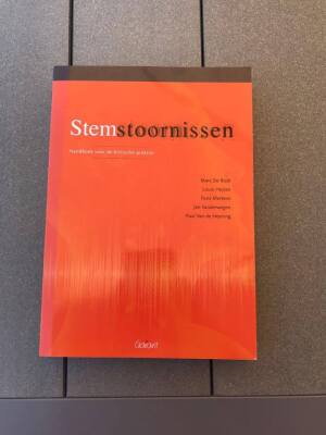 Stemstoornissen, handboek voor de klinische praktijk.