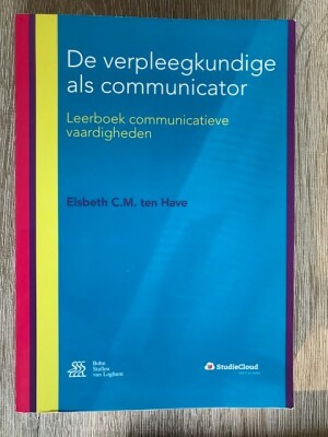 De verpleegkundige als communicator, Leerboek communicatieve vaardigheden