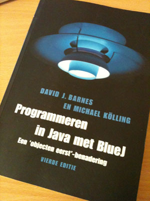 Programmeren in Java met Bluej: een 'objecten eerst'-benadering