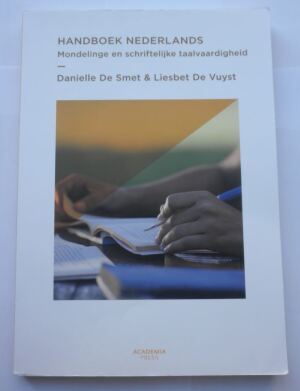Handboek Nederlands Mondelinge en schriftelijke taalvaardigheid