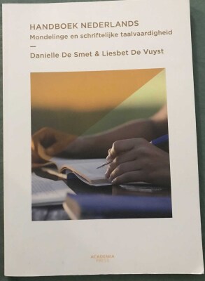Handboek Nederlands Mondelinge en schriftelijke taalvaardigheid