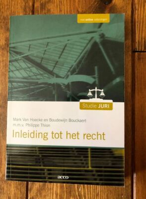 Inleiding tot het recht