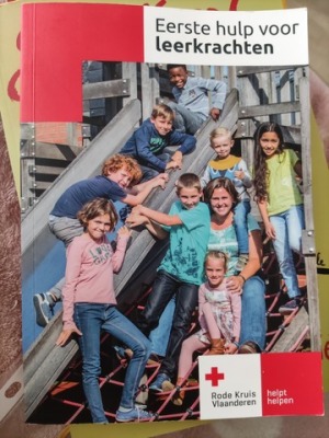 EERSTE HULP VOOR LEERKRACHTEN