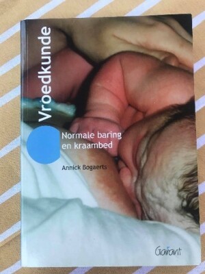 Normale baring en kraambed