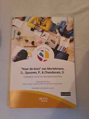 Select and Learn: “Naar de bron” van Mortelmans, D., Spooren, P., & Chandesais, O.