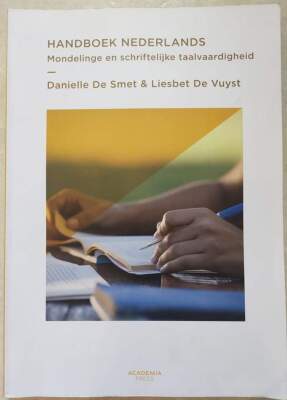 Handboek Nederlands Mondelinge en schriftelijke taalvaardigheid