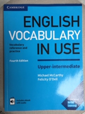 English Vocabulary in use (fourth edition)
