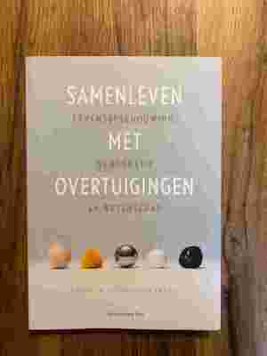 Samenleven met overtuigingen: levensbeschouwing, democratie en wetenschap