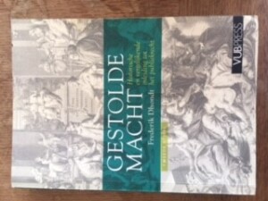 GESTOLDE MACHT