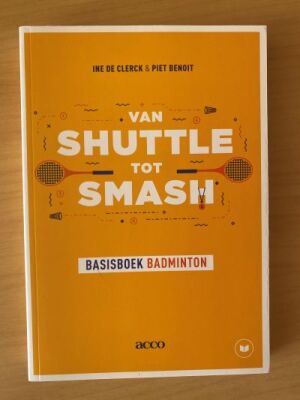 Van shuttle tot smash