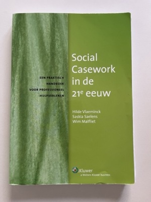 Social Casework in de 21ste eeuw. Een praktisch handboek voor professioneel hulpverlenen.