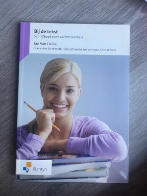 Bij de tekst, schrijfboek voor sociaal werkers