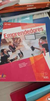 Emprendedores : curso de Español para profesionales