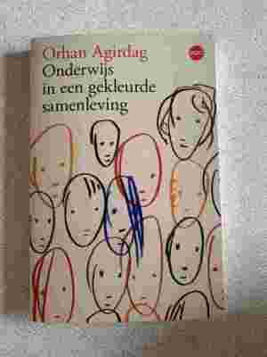 Onderwijs in een gekleurde samenleving