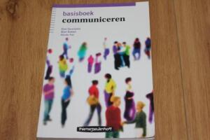 Basisboek Communiceren